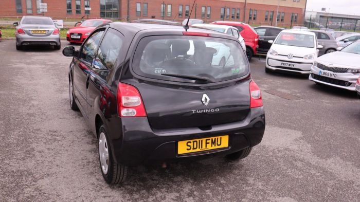 Renault Twingo 1.1 EXPRESSION 3d 75 BHP Hatchback Petrol BLACK