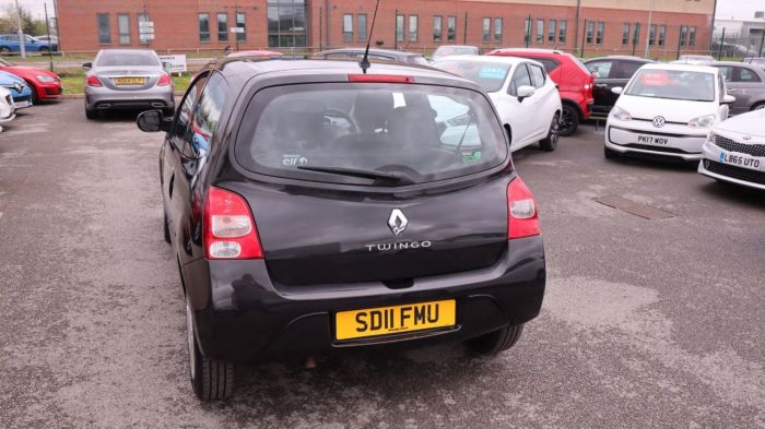 Renault Twingo 1.1 EXPRESSION 3d 75 BHP Hatchback Petrol BLACK