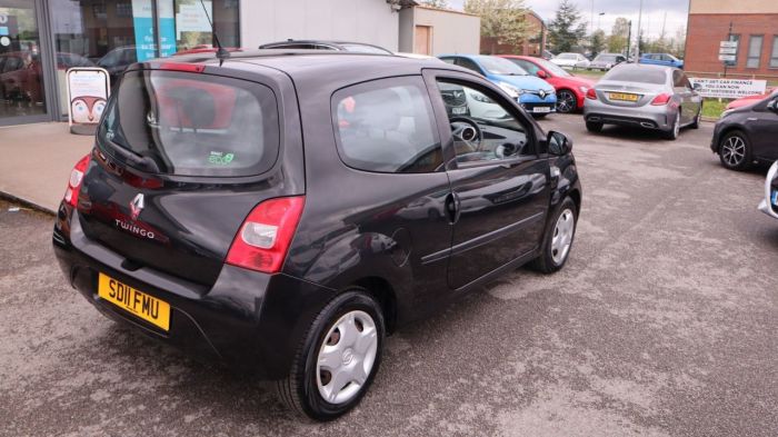 Renault Twingo 1.1 EXPRESSION 3d 75 BHP Hatchback Petrol BLACK