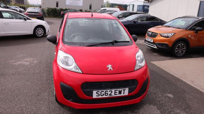 Peugeot 107 1.0 ACCESS 3d 68 BHP Hatchback Petrol RED