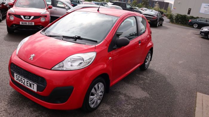 Peugeot 107 1.0 ACCESS 3d 68 BHP Hatchback Petrol RED