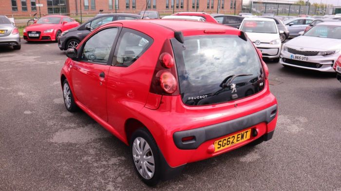 Peugeot 107 1.0 ACCESS 3d 68 BHP Hatchback Petrol RED