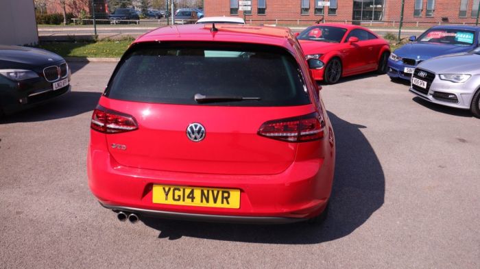 Volkswagen Golf 2.0 GTD 3d 182 BHP Hatchback Diesel RED