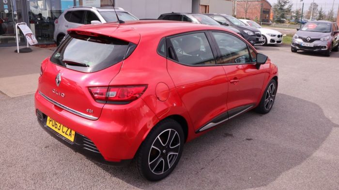 Renault Clio 1.5 DYNAMIQUE MEDIANAV ENERGY DCI S/S 5d 90 BHP Hatchback Diesel RED