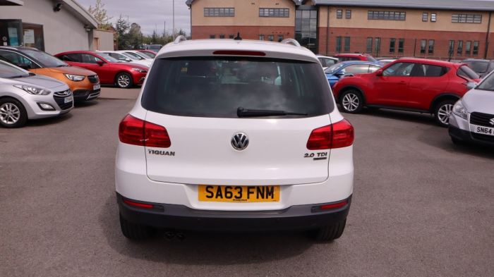 Volkswagen Tiguan 2.0 MATCH TDI BLUEMOTION TECH 4MOTION DSG 5d 139 BHP All Terrain Diesel WHITE