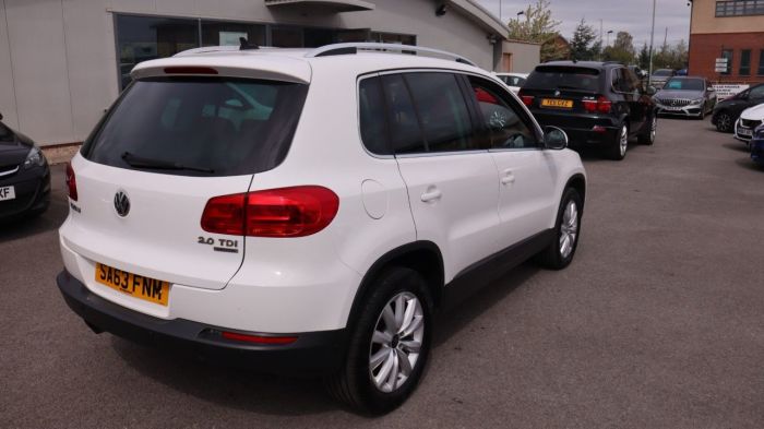 Volkswagen Tiguan 2.0 MATCH TDI BLUEMOTION TECH 4MOTION DSG 5d 139 BHP All Terrain Diesel WHITE