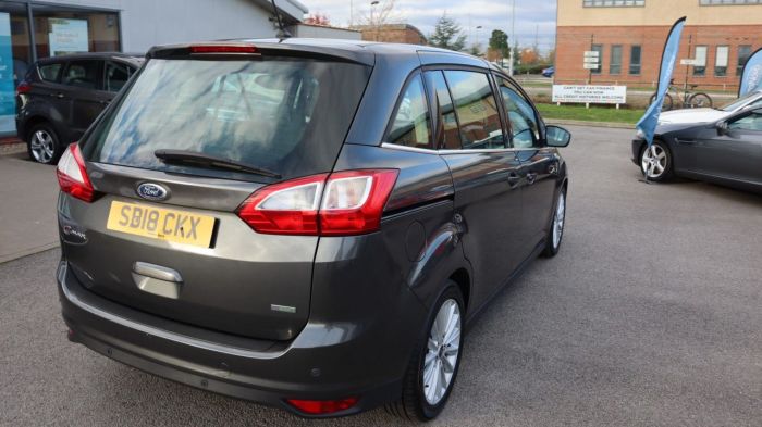 Ford Grand C-MAX 1.0 TITANIUM 5d 124 BHP MPV Petrol GREY