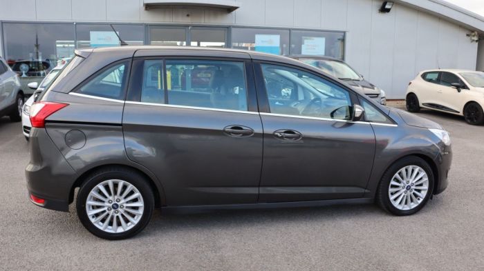 Ford Grand C-MAX 1.0 TITANIUM 5d 124 BHP MPV Petrol GREY