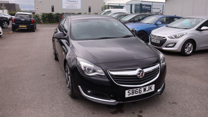 Vauxhall Insignia 2.0 SRI NAV VX-LINE CDTI ECOFLEX S/S 5d 167 BHP Hatchback Diesel BLACK