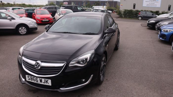 Vauxhall Insignia 2.0 SRI NAV VX-LINE CDTI ECOFLEX S/S 5d 167 BHP Hatchback Diesel BLACK