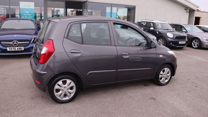 Hyundai i10 1.2 ACTIVE 5d 85 BHP Hatchback Petrol GREY