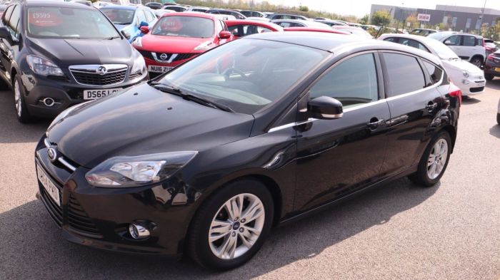 Ford Focus 1.6 TITANIUM NAVIGATOR TDCI 5d 113 BHP Hatchback Diesel BLACK