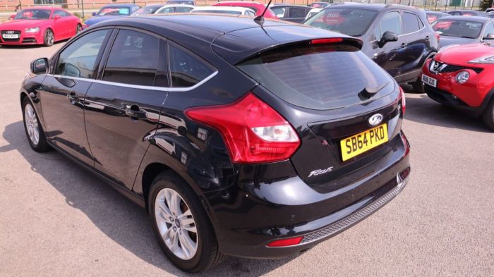 Ford Focus 1.6 TITANIUM NAVIGATOR TDCI 5d 113 BHP Hatchback Diesel BLACK