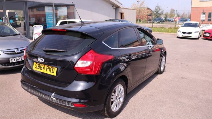 Ford Focus 1.6 TITANIUM NAVIGATOR TDCI 5d 113 BHP Hatchback Diesel BLACK