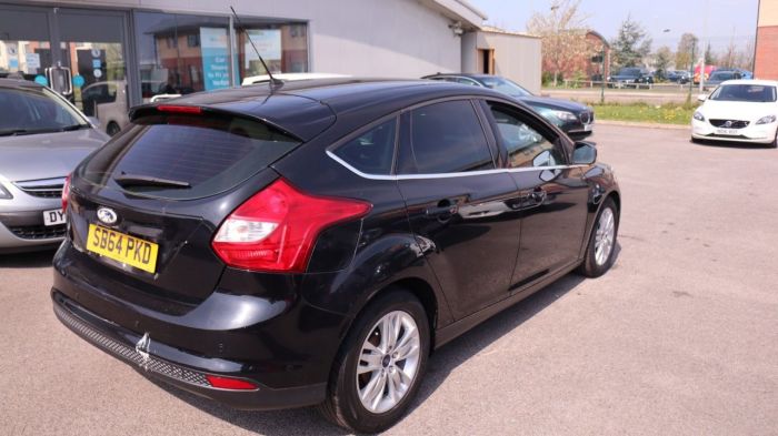 Ford Focus 1.6 TITANIUM NAVIGATOR TDCI 5d 113 BHP Hatchback Diesel BLACK