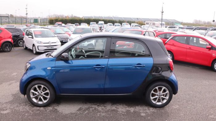 Smart Forfour 0.9 PASSION T 5d 90 BHP Hatchback Petrol BLUE