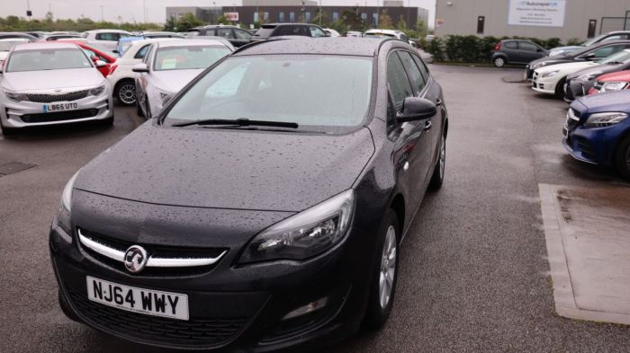 Vauxhall Astra 1.6 DESIGN 5d 115 BHP Estate Petrol BLACK