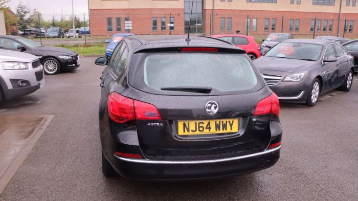 Vauxhall Astra 1.6 DESIGN 5d 115 BHP Estate Petrol BLACK