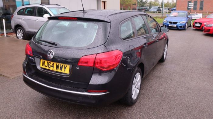 Vauxhall Astra 1.6 DESIGN 5d 115 BHP Estate Petrol BLACK