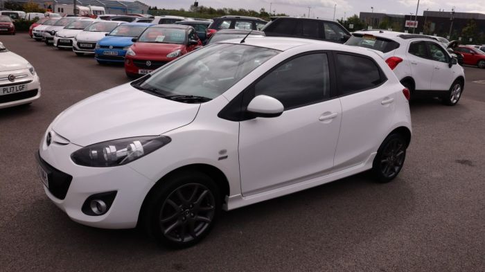 Mazda 2 1.3 VENTURE EDITION 5d 83 BHP Hatchback Petrol WHITE