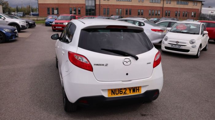 Mazda 2 1.3 VENTURE EDITION 5d 83 BHP Hatchback Petrol WHITE