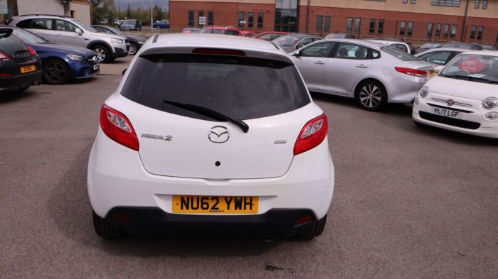 Mazda 2 1.3 VENTURE EDITION 5d 83 BHP Hatchback Petrol WHITE