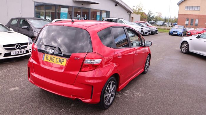 Honda Jazz 1.3 I-VTEC SI 5d 99 BHP Hatchback Petrol RED