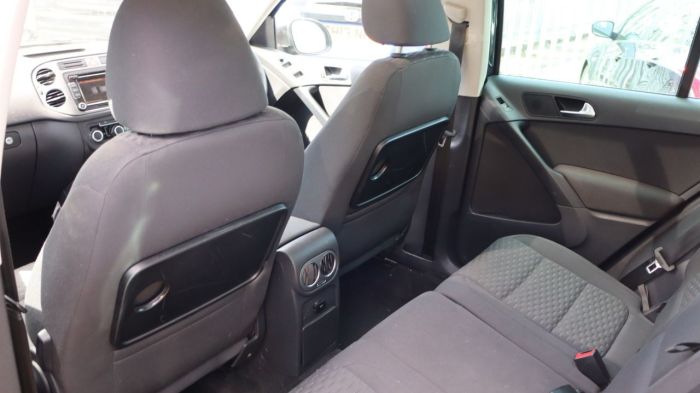 Volkswagen Tiguan 2.0 SE TDI 4MOTION 5d 138 BHP All Terrain Diesel BLACK