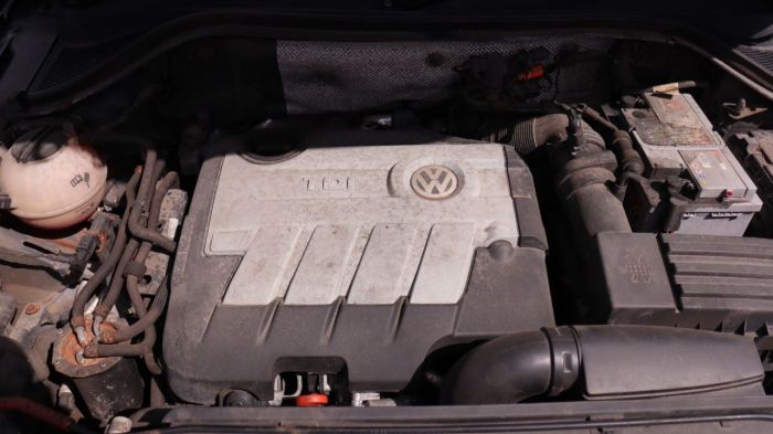 Volkswagen Tiguan 2.0 SE TDI 4MOTION 5d 138 BHP All Terrain Diesel BLACK
