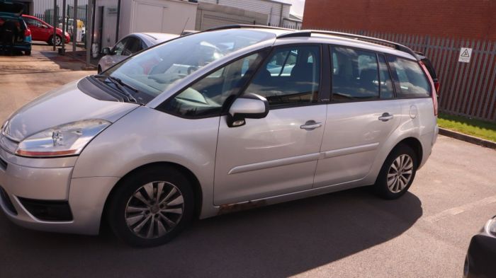 Citroen C4 Grand Picasso 1.6 VTR PLUS HDI EGS 5d 107 BHP MPV Diesel SILVER