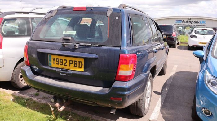 Jeep Grand Cherokee 4.0 LIMITED 5d 188 BHP All Terrain Petrol BLUE