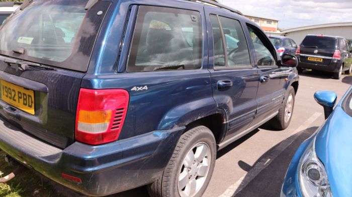 Jeep Grand Cherokee 4.0 LIMITED 5d 188 BHP All Terrain Petrol BLUE