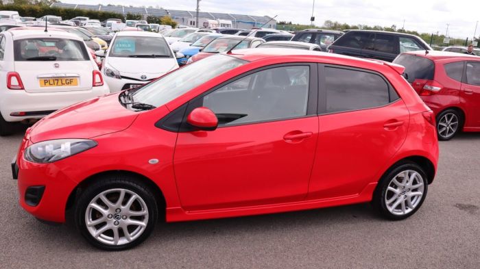 Mazda 2 1.3 TAMURA 5d 83 BHP Hatchback Petrol RED