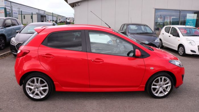 Mazda 2 1.3 TAMURA 5d 83 BHP Hatchback Petrol RED