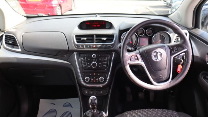 Vauxhall Mokka 1.7 EXCLUSIV CDTI S/S 5d 128 BHP Hatchback Diesel WHITE