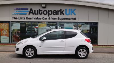 Peugeot 207 1.4 SPORTIUM 3d 74 BHP Hatchback Petrol WHITEPeugeot 207 1.4 SPORTIUM 3d 74 BHP Hatchback Petrol WHITE at Motor Finance 4u Tunbridge Wells