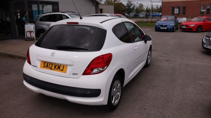 Peugeot 207 1.4 SPORTIUM 3d 74 BHP Hatchback Petrol WHITE