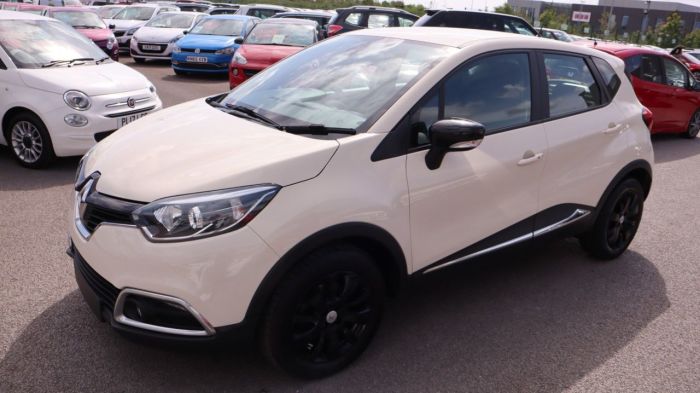 Renault Captur 1.5 EXPRESSION PLUS DCI 5d 90 BHP Hatchback Diesel CREAM