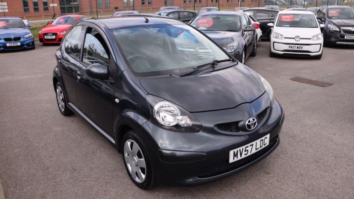 Toyota Aygo 1.0 VVT-I PLUS 5d 67 BHP Hatchback Petrol GREY