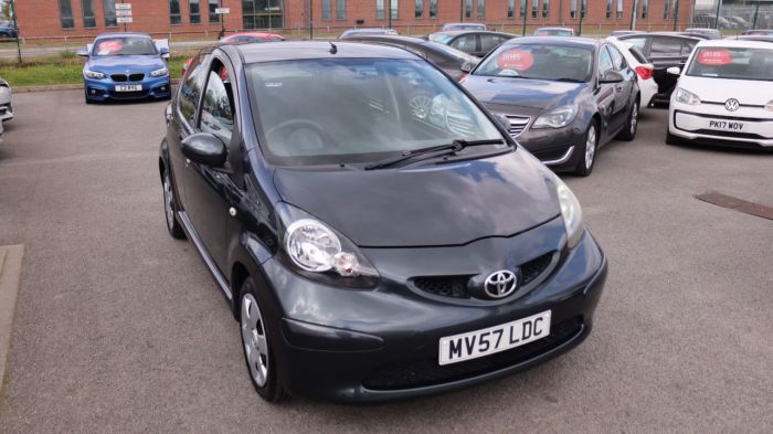 Toyota Aygo 1.0 VVT-I PLUS 5d 67 BHP Hatchback Petrol GREY