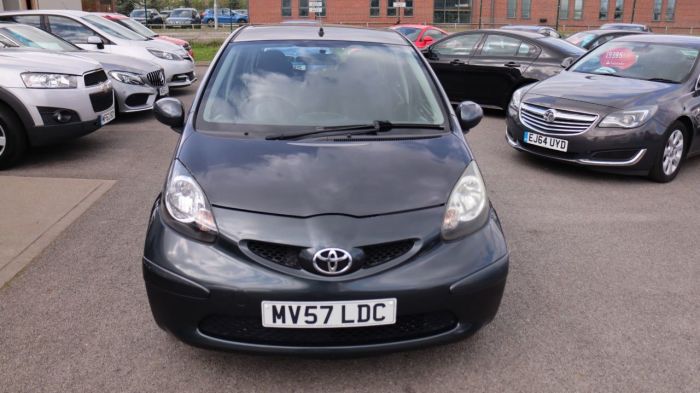 Toyota Aygo 1.0 VVT-I PLUS 5d 67 BHP Hatchback Petrol GREY
