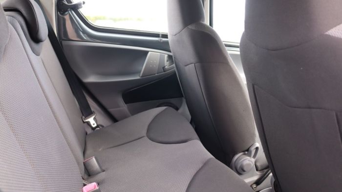 Toyota Aygo 1.0 VVT-I PLUS 5d 67 BHP Hatchback Petrol GREY