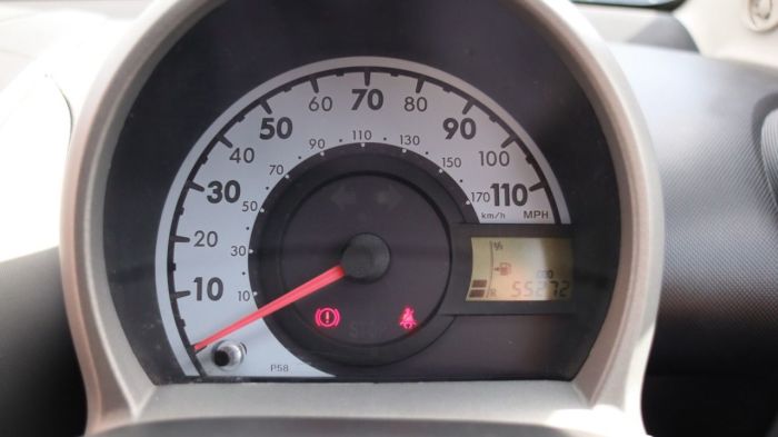 Toyota Aygo 1.0 VVT-I PLUS 5d 67 BHP Hatchback Petrol GREY
