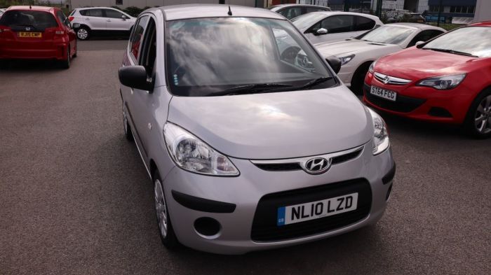 Hyundai i10 1.2 CLASSIC 5d 77 BHP Hatchback Petrol SILVER