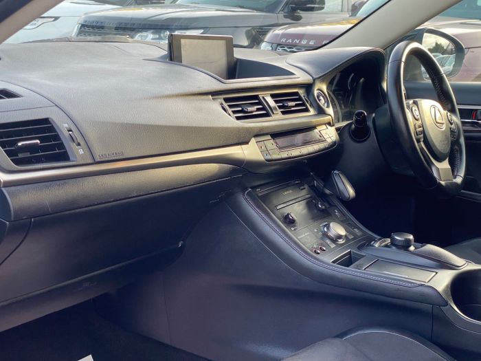 Lexus CT 200h 200h 1.8 5dr CVT Hatchback Petrol/Electric Hybrid BLACK