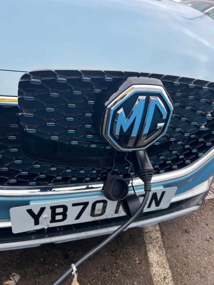 MG MG ZS 0.0 105kW Exclusive EV 45kWh 5dr Auto Hatchback Electric BLUE