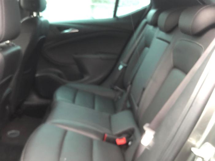 Vauxhall Astra 1.4T 16V 150 Ultimate 5dr Auto Hatchback Petrol GREY