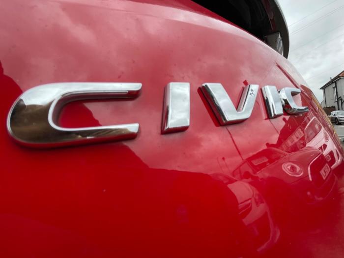 Honda Civic 1.6 i-DTEC SR 5dr Auto Hatchback Diesel RED