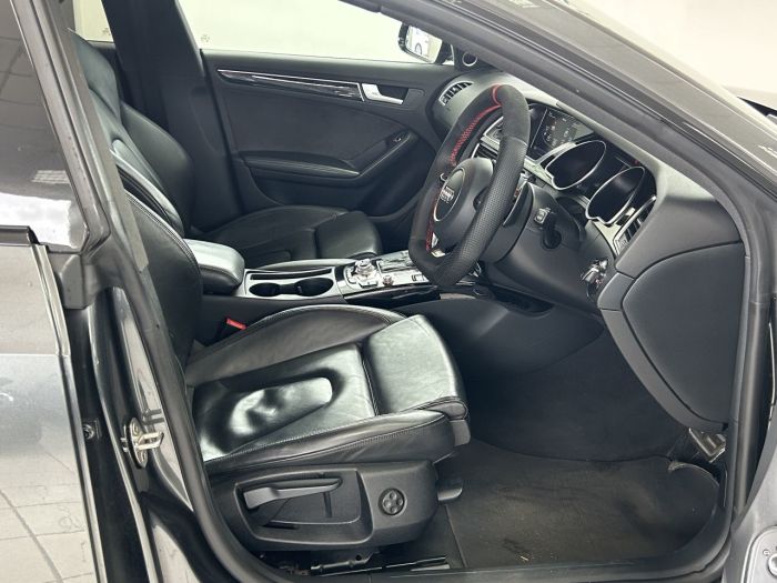 Audi A5 2.0 TDI BLACK EDITION PLUS 5d 187 BHP Hatchback Diesel GREY
