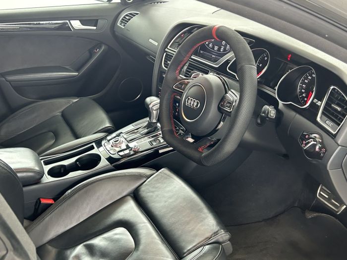 Audi A5 2.0 TDI BLACK EDITION PLUS 5d 187 BHP Hatchback Diesel GREY